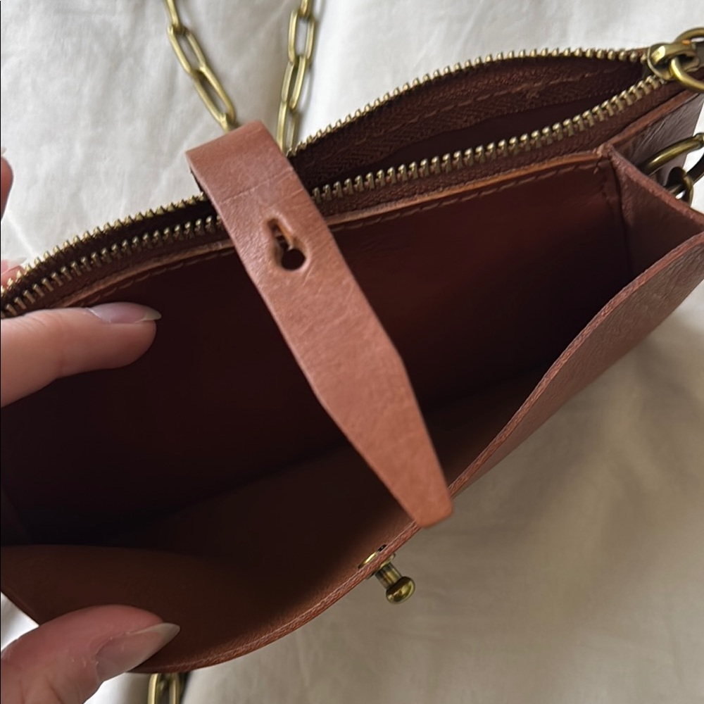 Madewell The Transport Accordion Crossbody - Picture 5 of 5